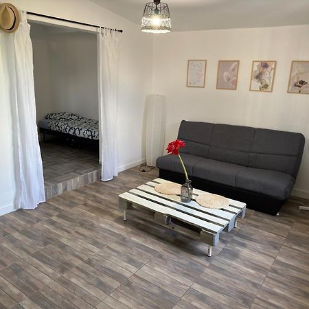 T2 A Convenance Daire Baie-Mahault Dış mekan fotoğraf
